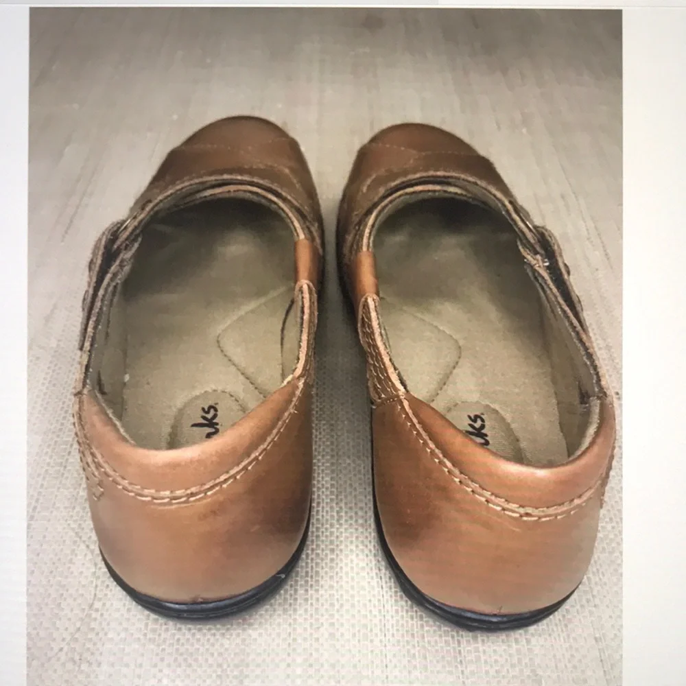 Clarks classic mary